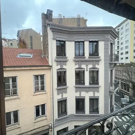 Charming T2 In The Heart Of The Apartment *